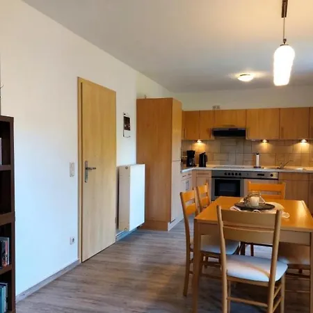 Feriehus 25 - Geschmackvolles Ferienhaus Mit Eckbadewanne & Kamin In Röbel