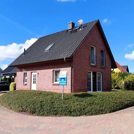 Feriehus 25 - Geschmackvolles Ferienhaus Mit Eckbadewanne & Kamin In